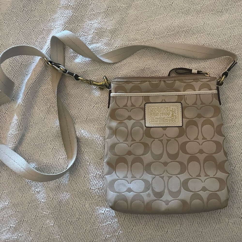Coach Gold Poppy Crossbody Purse